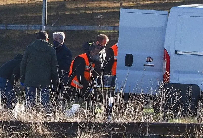 <p> Archivo - Levantamiento del cad&aacute;ver de Esther L&oacute;pez. - Photogenic-Claudia Alba - Europa Press - Archivo </p>