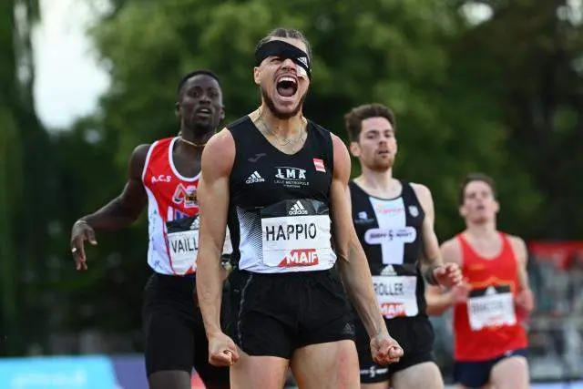 <p> Wilfried Happio, el atleta franc&eacute;s tras vencer en la final de 400 metros valla </p>