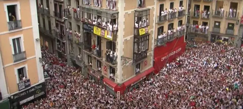 <p> Captura directo EL CHUPINAZO Sanfermines 2022 </p>
