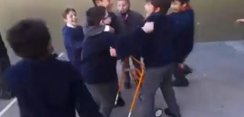 <p> V&iacute;deo v&iacute;a twitter </p>