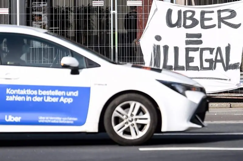 <p> Protesta contra Uber en Berl&iacute;n </p>