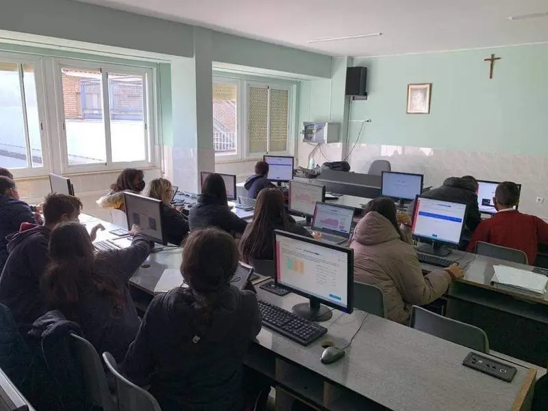 <p> Im&aacute;gen de alumnos en clase </p>