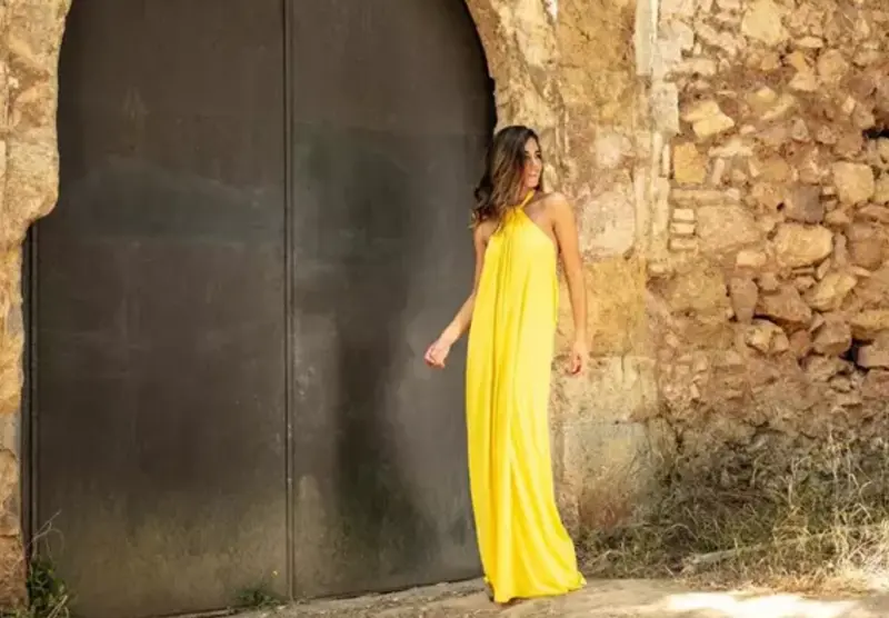 <p> Uno de los modelos de Matilde Cano de su nueva colecci&oacute;n. - MIGUEL REYES </p>