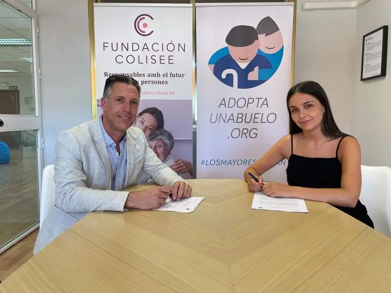 <p> COLISEE - AUA - 2 </p>