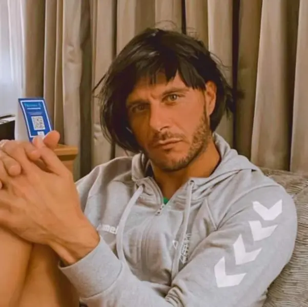 <p> Joaqu&iacute;n S&aacute;nchez publica una foto con una peluca tras enfrentarse a </p>