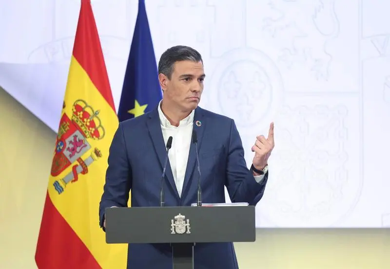 <p> El presidente del Gobierno, Pedro S&aacute;nchez, presenta el primer informe de rendici&oacute;n de cuentas 2022 del Gobierno de Espa&ntilde;a, en el Complejo de La Moncloa, a 29 de julio de 2022, en Madrid (Espa&ntilde;a). El presidente del Gobierno hace balance del curso pol&iacute;tico - Eduardo Parra - Europa Press. </p>