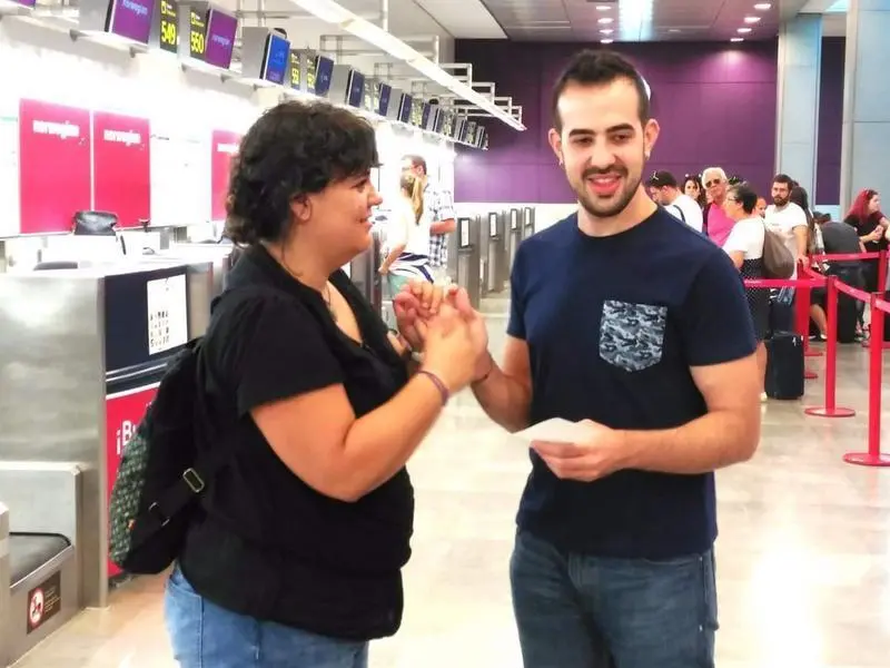 <p> Javier Garc&iacute;a, sordociego que acaba de realizar el Camino de Santiago - EP </p>