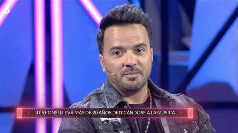 <p> Luis Fonsi en el programa D&eacute;jate Querer </p>