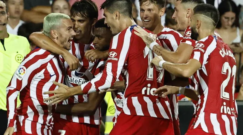 <p> Los jugadores del Atl&eacute;tico de Madrid celebran el gol de Griezmann en La Liga 2022/2023 </p>