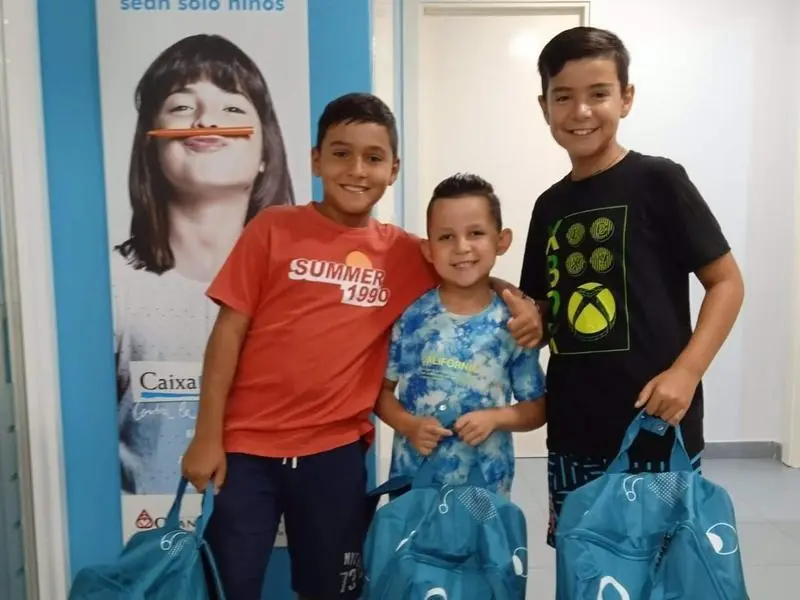 <p> Fundaci&oacute;n La Caixa ayuda en la vuelta al cole - FUNDACI&Oacute;N LA CAIXA </p>