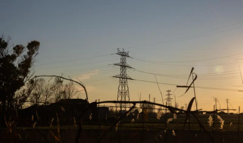 <p> Un poste el&eacute;ctrico, a 12 de enero de 2021, en Barcelona, Catalu&ntilde;a (Espa&ntilde;a). - David Zorrakino - Europa Press </p>