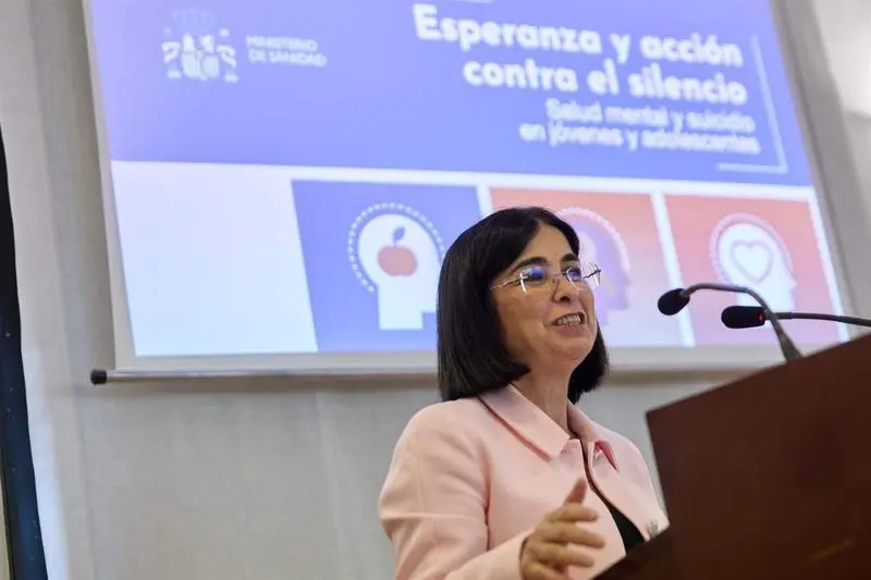 <p> La ministra de Sanidad, Carolina Darias, interviene durante el acto 'Salud Mental y Suicidio en Poblaci&oacute;n Joven y Adolescente' </p>