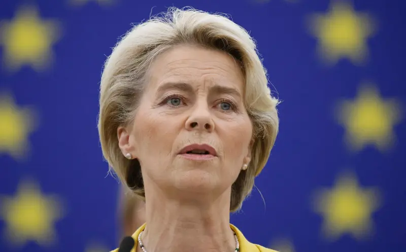 <p> 14 September 2022, France, Strasbourg: Ursula von der Leyen (L), European Commission President, speaks during a plenary session of the European Parliament. Photo: Philipp von Ditfurth/dpa - Philipp von Ditfurth/dpa </p>