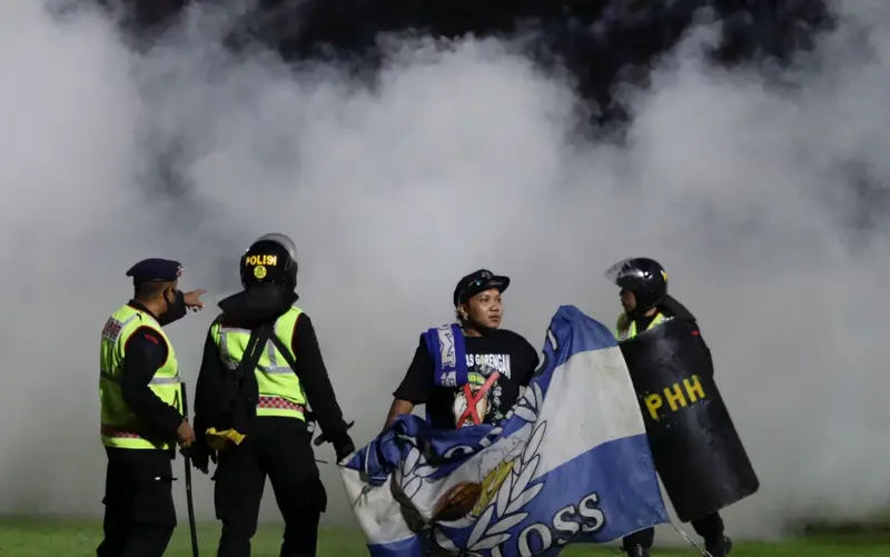 <p> Disturbios en el partido de Indonesia </p>