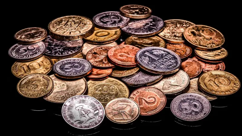 <p> Un mont&oacute;n de Pesetas </p>