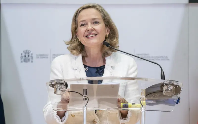 <p> La vicepresidenta primera y ministra de Asuntos Econ&oacute;micos y Transformaci&oacute;n Digital, Nadia Calvi&ntilde;o. - A. P&eacute;rez Meca - Europa Press </p>