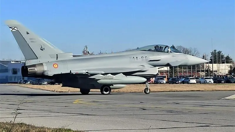 <p> Eurofighter del Ej&eacute;rcito del Aire en la base 'Graf Ignatievo' de Bulgaria en misi&oacute;n de Polic&iacute;a A&eacute;rea de la OTAN, imagen de archivo </p>