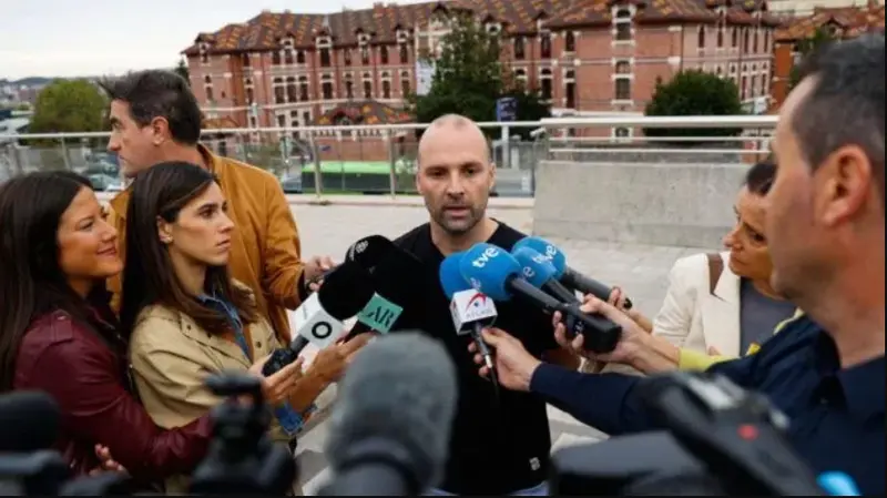 <p> El padre del beb&eacute; secuestrado de Bilbao </p>