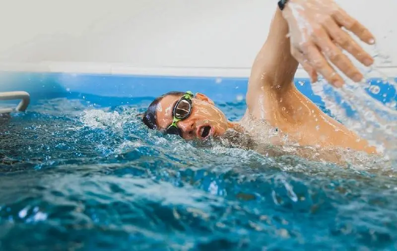 <p> El nadador Pablo Fern&aacute;ndez </p>