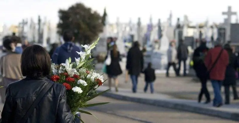 <p> Celebraci&oacute;n del D&iacute;a de Todos los Santos </p>
