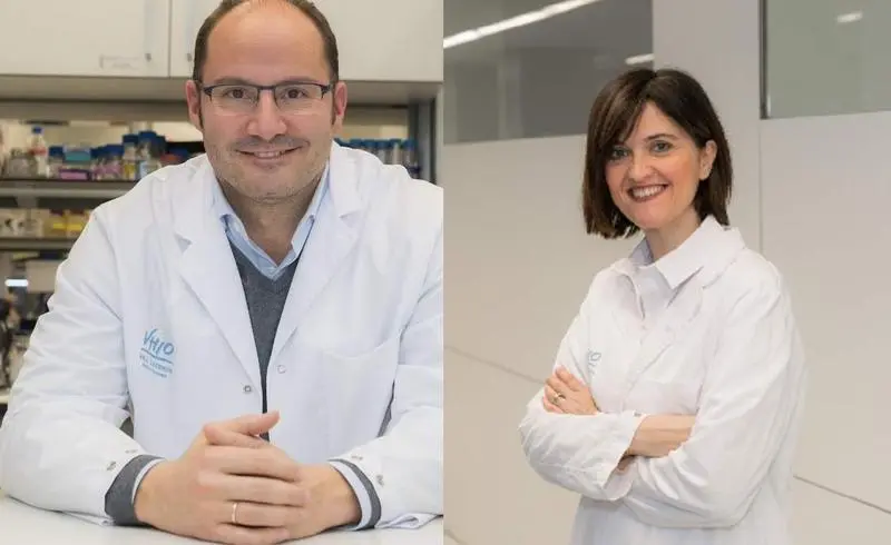  Los investigadores Rodrigo A. Toledo y Elena &Eacute;lez 