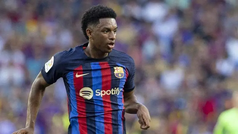  Alex Balde con la camiseta del F.C Barcelona 