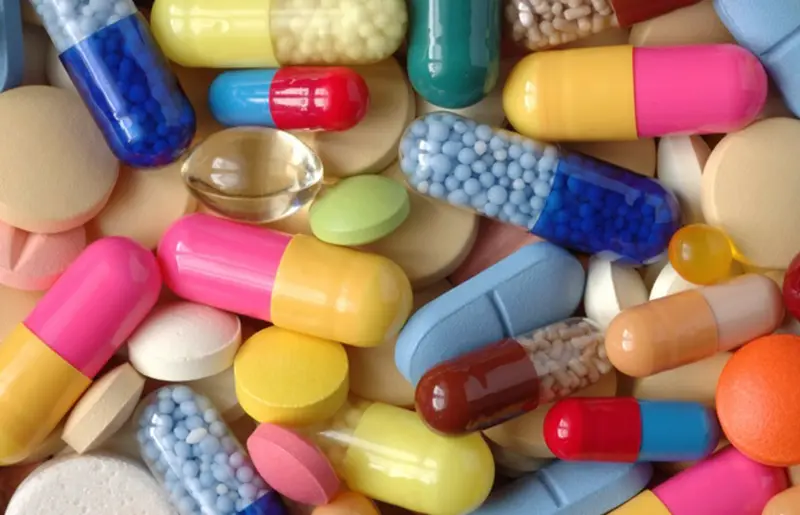  Archivo - P&aacute;stillas, p&iacute;ldoras, probi&oacute;ticos, suplementos, f&aacute;rmacos. - AJT - Archivo 