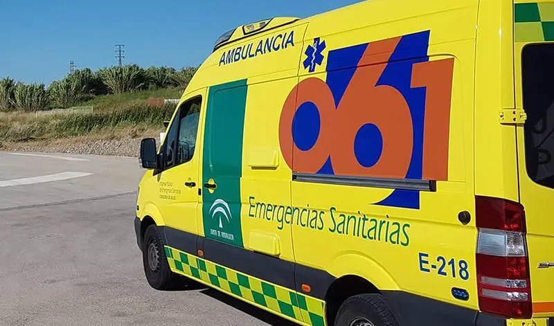  Ambulancia del Centro de Emergencias Sanitarias 061.de EPES 