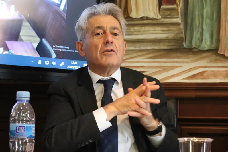  Archivo - El presidente del Consejo General de Economistas, Valent&iacute;n Pich - UAO CEU - Archivo 