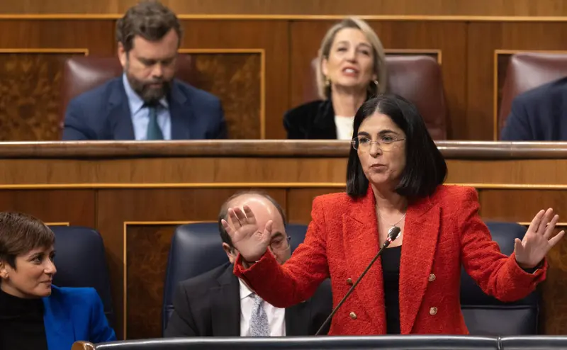 La ministra de Sanidad, Carolina Darias, interviene durante una sesi&oacute;n plenaria en el Congreso de los Diputados, a 30 de noviembre de 2022, en Madrid (Espa&ntilde;a). - Eduardo Parra - Europa Press 