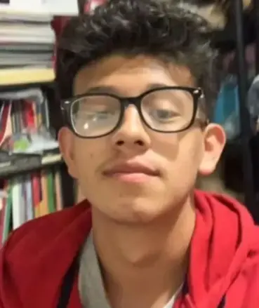  &Aacute;ngel Hern&aacute;ndez Figueroa, el joven que ha despertado del coma nueve meses despu&eacute;s de sufrir un brutal accidente de tr&aacute;fico con un patinete 