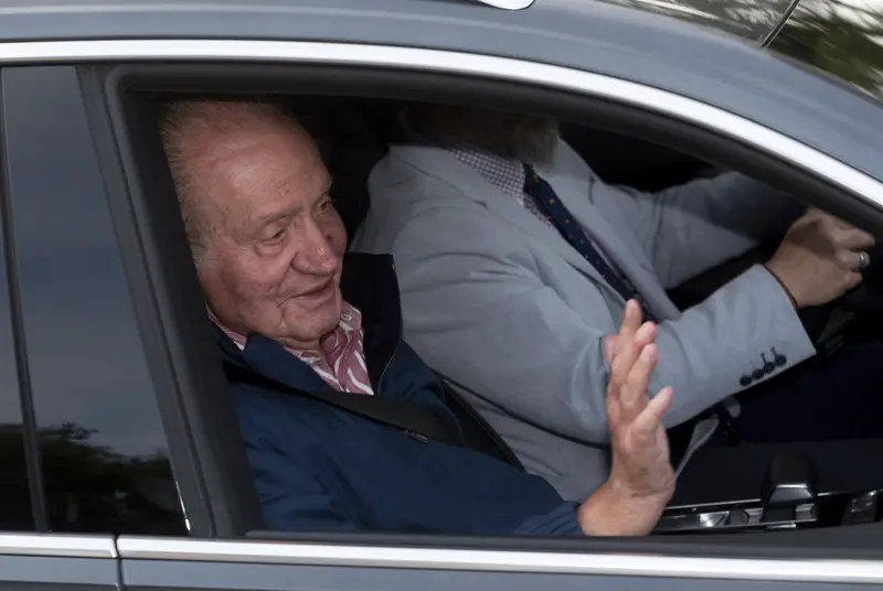  Archivo - El Rey em&eacute;rito Juan Carlos I a su salida de Madrid con direcci&oacute;n Abu Dabi tras su visita a Espa&ntilde;a, a 23 de mayo de 2022, en Madrid (Espa&ntilde;a). - Alberto Ortega - Europa Press - Archivo 