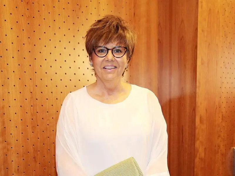  Mar&iacute;a Escario 