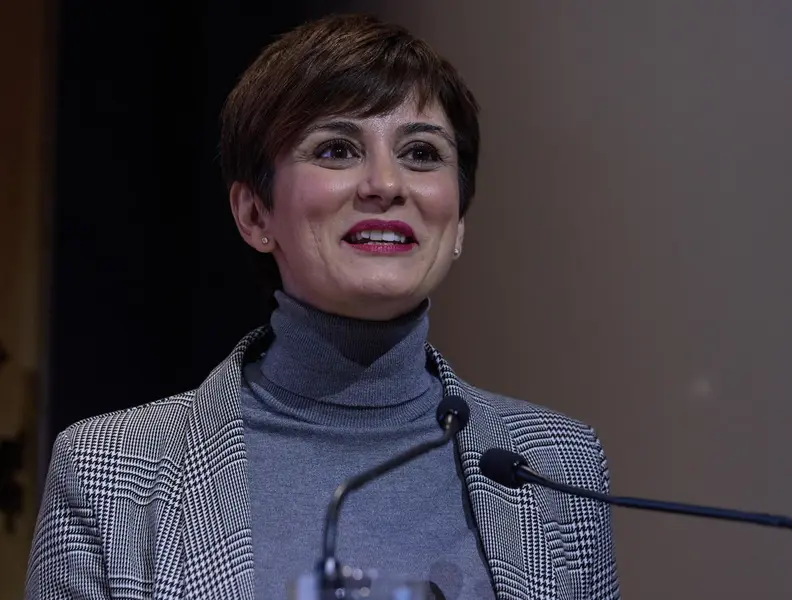  La ministra de Pol&iacute;tica Territorial y Portavoz del Gobierno, Isabel Rodr&iacute;guez, clausura la Jornada sobre &lsquo;Secreto profesional, asignatura pendiente&rsquo;, en CaixaForum, a 14 de diciembre de 2022, en Madrid (Espa&ntilde;a). La Federaci&oacute;n de Asociaciones de Periodista - Jes&uacute;s Hell&iacute;n - Europa Press 