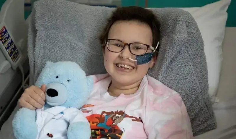  La peque&ntilde;a Alyssa de 13 a&ntilde;os 