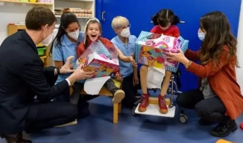  Ni&ntilde;os con discapacidad. - IRISBOND 