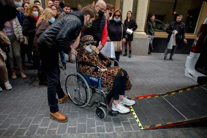  Concha Velasco recibe el alta m&eacute;dica 