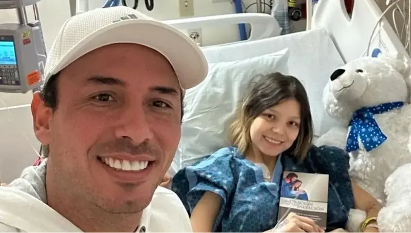  Sergio junto a su esposa Paula 