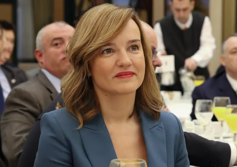  La ministra de Educaci&oacute;n y Formaci&oacute;n Profesional, Pilar Alegr&iacute;a, participa en un desayuno informativo, en el Hotel Intercontinental, a 12 de enero de 2023, en Madrid (Espa&ntilde;a). El desayuno es organizado por el Club Di&aacute;logos para la Democracia bajo el t&iacute;tul - Marta Fern&aacute;ndez Jara - Europa Press 