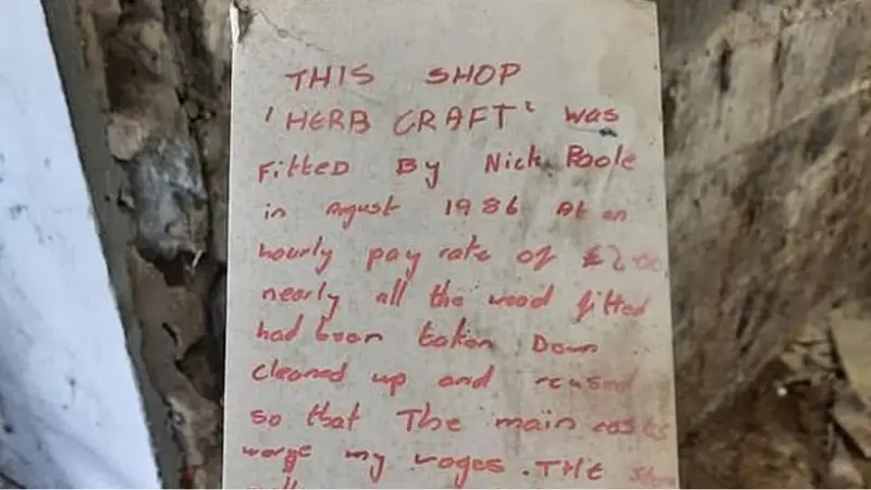  Foto de la nota encontrada por el alba&ntilde;il 