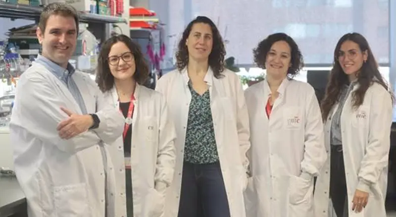  Jos&eacute; Javier Fuster, Marta Amor&oacute;s P&eacute;rez, Nuria Matesanz, Mar&iacute;a &Aacute;ngeles Zuriaga, Alejandra Aroca Crevill&eacute;n. - CNIC 