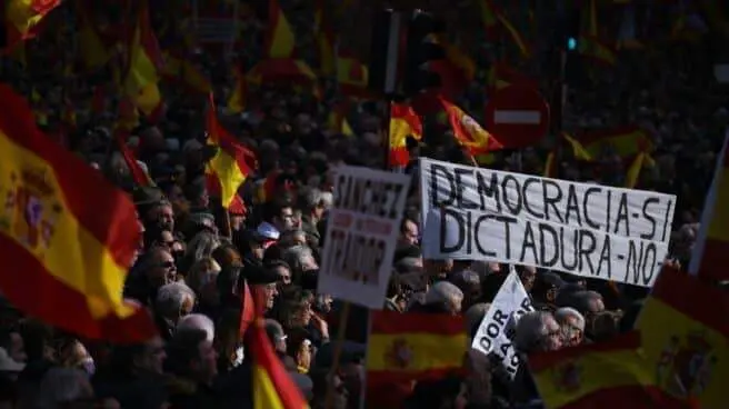  Manifestaci&oacute;n contra Pedro S&aacute;nchez 
