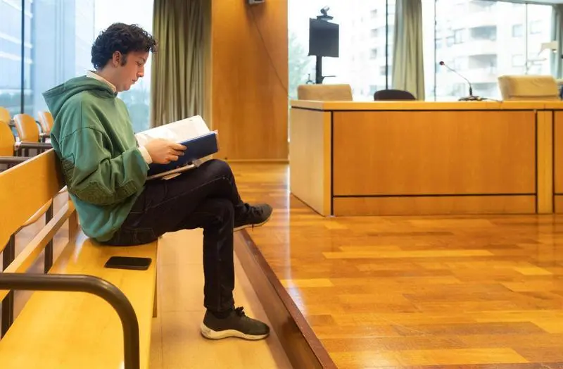  Francisco Nicol&aacute;s G&oacute;mez Iglesias, conocido como &lsquo;El Peque&ntilde;o Nicol&aacute;s&rsquo;, durante un juicio en la Audiencia Provincial de Madrid 