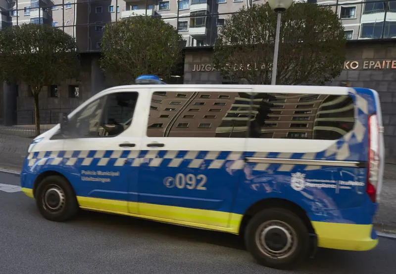  Archivo - Un furg&oacute;n de la Polic&iacute;a Municipal de Pamplona. - Eduardo Sanz - Europa Press - Archivo 