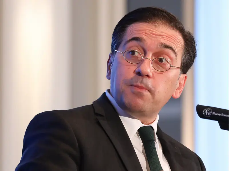  Archivo - El ministro de Asuntos Exteriores, Uni&oacute;n Europea y Cooperaci&oacute;n, Jos&eacute; Manuel Albares, interviene en el desayuno informativo del F&oacute;rum Europa organizado por Nueva Econom&iacute;a F&oacute;rum (NEF), en el Hotel Mandarin Oriental Ritz, a 25 de octubre de 2021, e - Marta Fern&aacute;ndez Jara - Europa Press - Archivo 