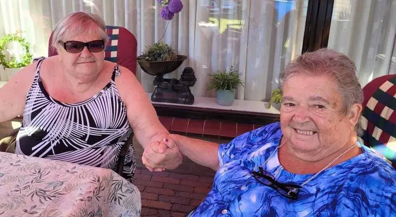  Las hermanas reencontradas 