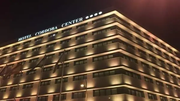  El Hotel C&oacute;rdoba Center <br> 