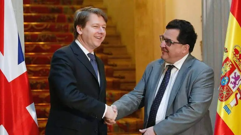  Firma del acuerdo entre Reino Unido y Espa&ntilde;a 