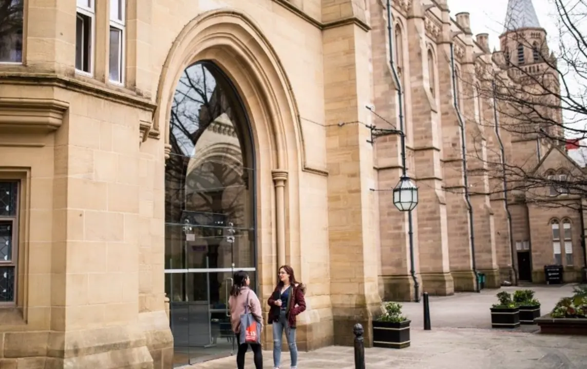  El British Council ha publicado una nueva edici&oacute;n de su 'Gu&iacute;a Study UK', - BRITISH COUNCIL 