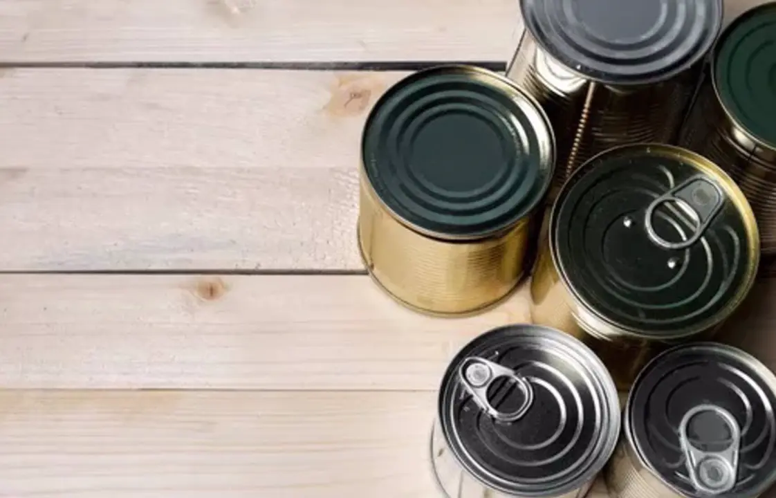  Archivo - Envases de alimentos que contienen bisfenol A, una sustancia qu&iacute;mica que es "un riesgo para la salud" en este contexto, seg&uacute;n la Autoridad Europea de Seguridad Alimentaria (EFSA). - EFSA - Archivo 